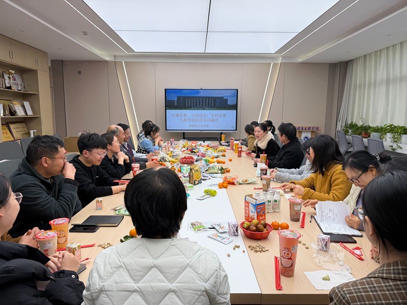 yl6809永利智能电子应用系开展“以赛促教,以研提质”主题研讨沙龙